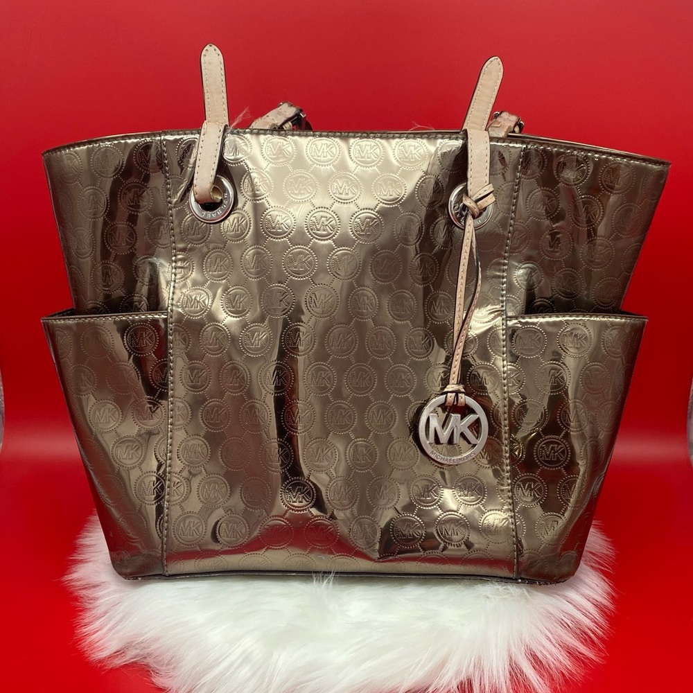 Michael Kors gold purse